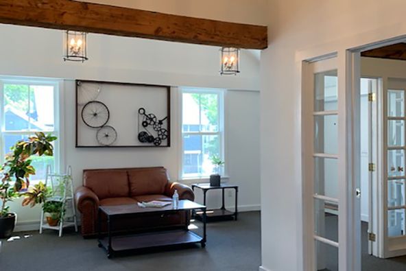SMALL OFFICE SPACE!